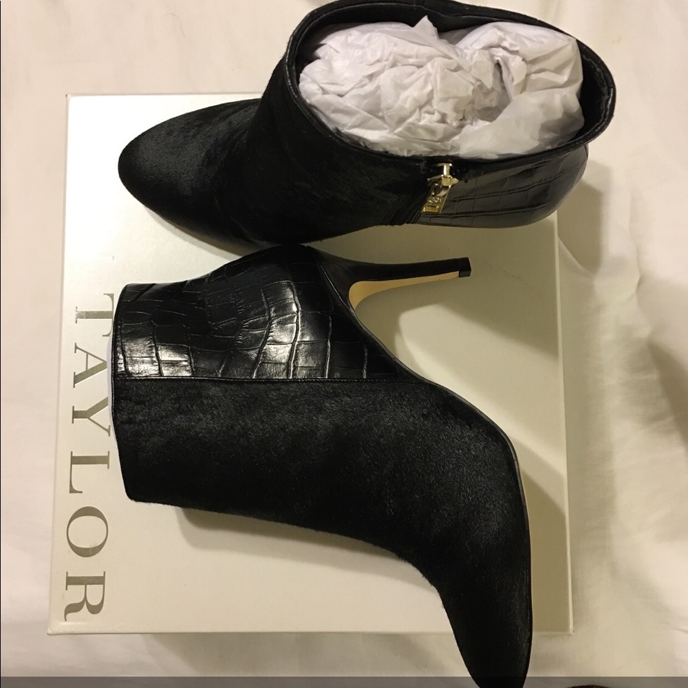 Ann Taylor Robyn Ankle boots